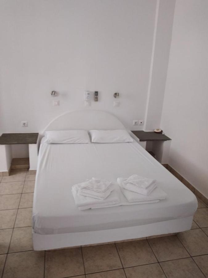 Studios Margarita Platis Gialos  ภายนอก รูปภาพ